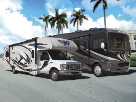 2017 Outlaw Toy Hauler Motorhomes